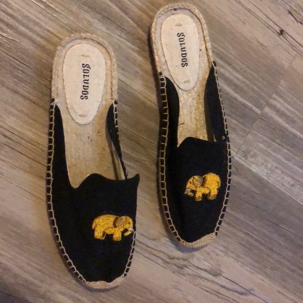 NWT Soludos Mules